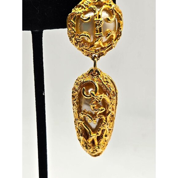 Vintage 1980s Ornate Gold and Faux Pearl Dangle Clip On Earrings 2.75" long - Picture 2 of 6